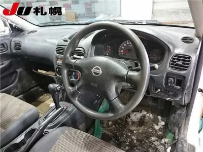 Nissan AD