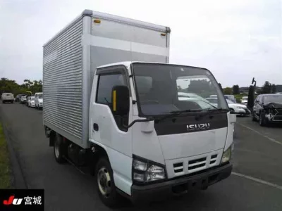 Isuzu ELF