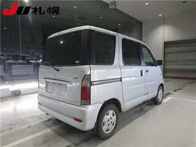 Daihatsu Atrai Wagon