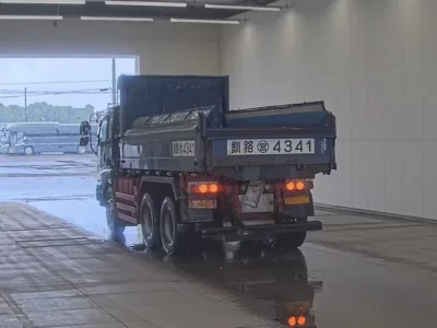 Isuzu GIGA