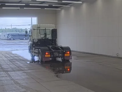 Isuzu GIGA