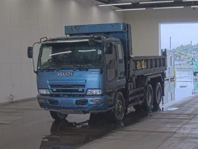 Isuzu GIGA