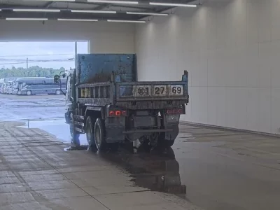 Isuzu GIGA