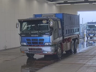 Isuzu GIGA