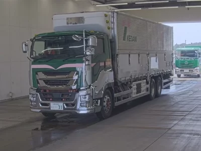 Isuzu GIGA