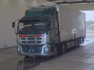 Isuzu GIGA