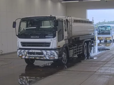 Isuzu GIGA