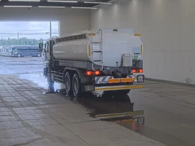 Isuzu GIGA