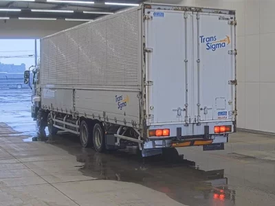 Isuzu GIGA