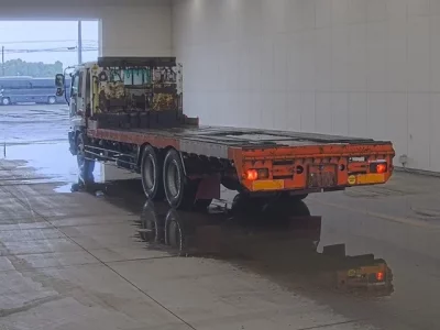 Isuzu GIGA