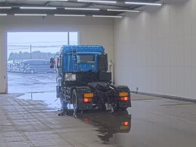 Isuzu GIGA