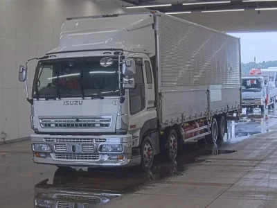 Isuzu GIGA