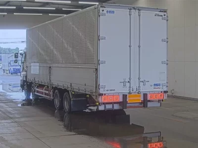 Isuzu GIGA