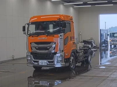 Isuzu GIGA