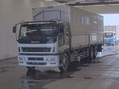 Isuzu GIGA