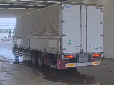 Isuzu GIGA