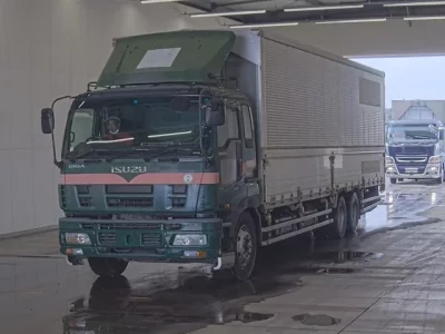 Isuzu GIGA