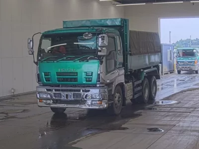 Isuzu GIGA