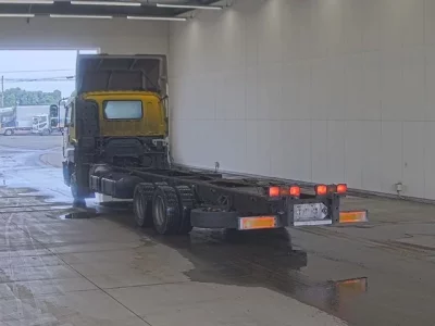 Isuzu GIGA