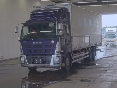Isuzu GIGA