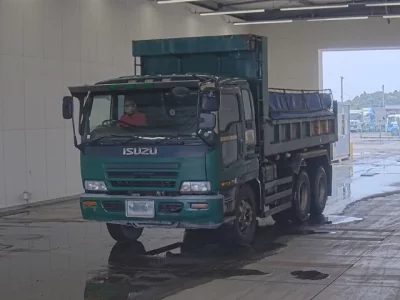 Isuzu GIGA