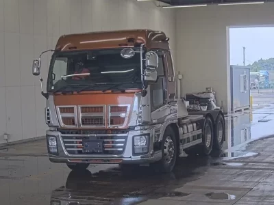 Isuzu GIGA