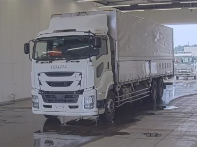 Isuzu GIGA