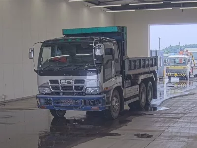 Isuzu GIGA