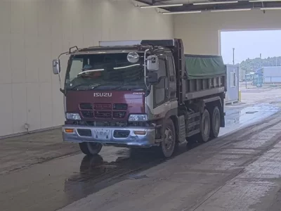 Isuzu GIGA