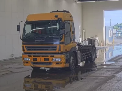 Isuzu GIGA