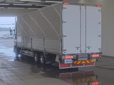 Isuzu GIGA