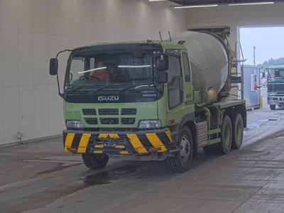 Isuzu GIGA