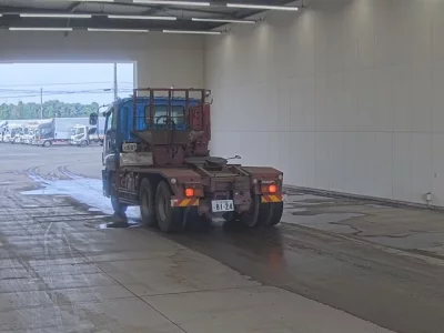 Isuzu GIGA