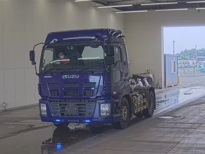 Isuzu GIGA