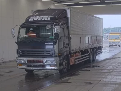Isuzu GIGA