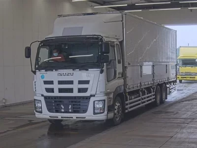 Isuzu GIGA