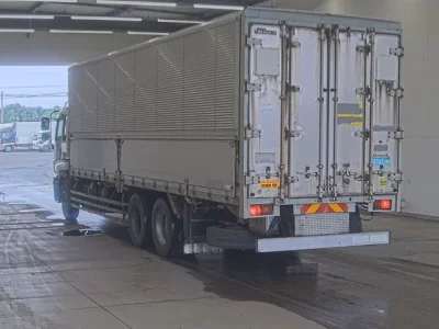Isuzu GIGA