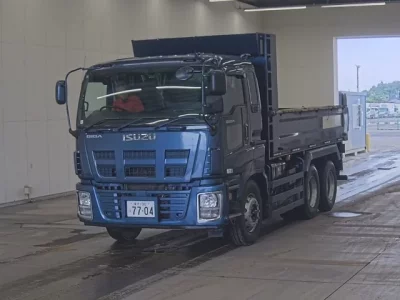 Isuzu GIGA