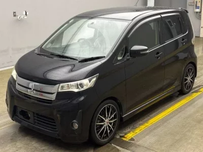 Mitsubishi EK CUSTOM