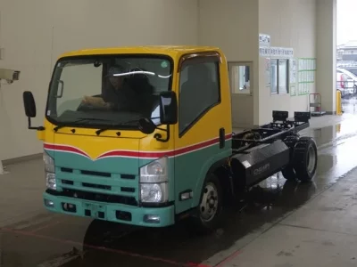 Isuzu ELF
