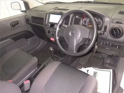 Nissan AD