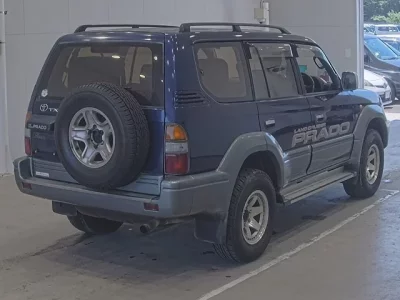 Toyota LAND CRUISER PRADO