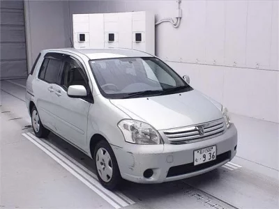 Toyota RAUM