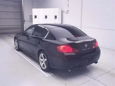Nissan SKYLINE