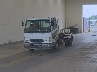 Mitsubishi FUSO FIGHTER