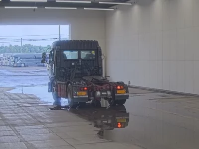 Hino TRUCK