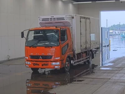 Mitsubishi FUSO FIGHTER