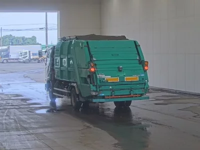 Mitsubishi FUSO FIGHTER