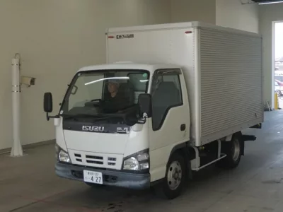 Isuzu ELF