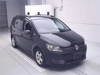 Volkswagen GOLF TOURAN
